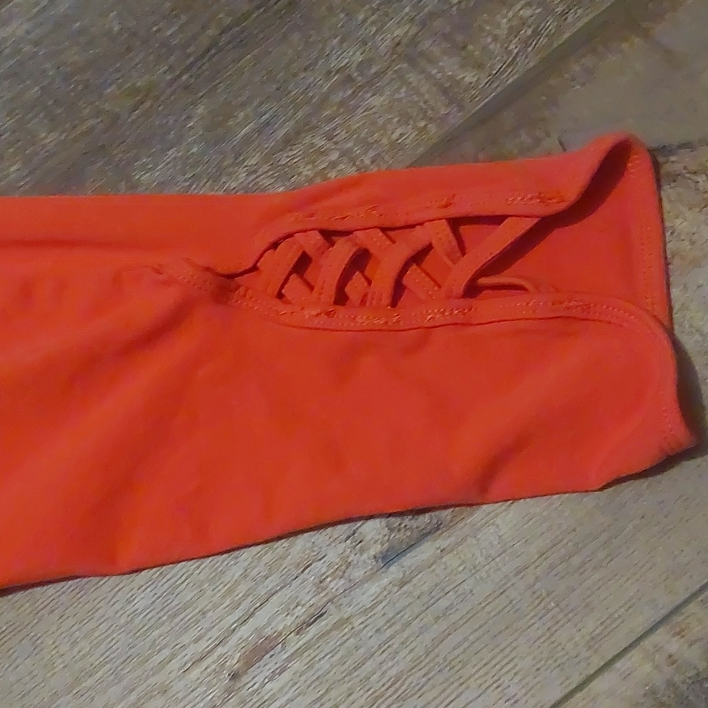 Capris - Picture 2 of 5
